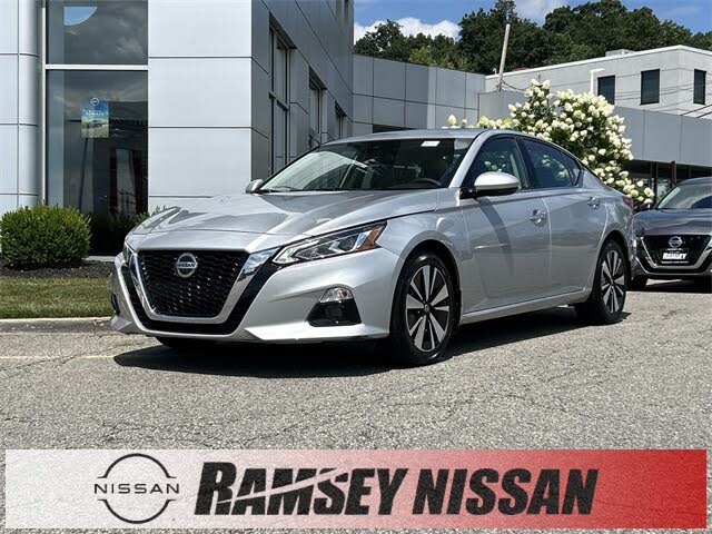 2022 Nissan Altima 2.5 SL FWD