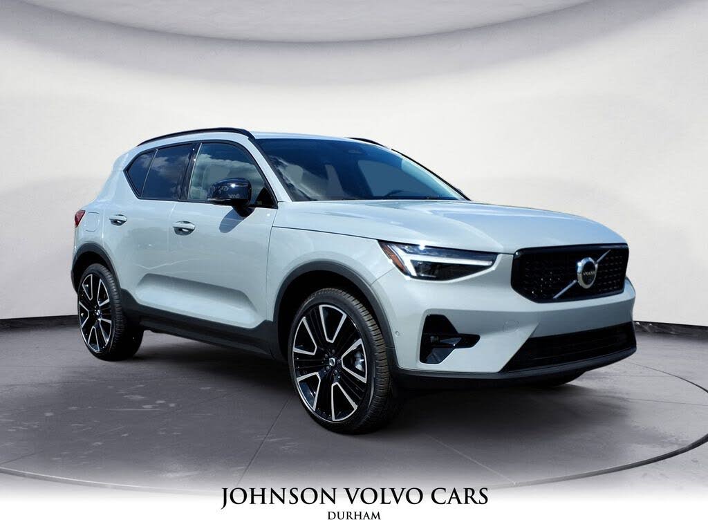2026 Volvo XC40 B5 Ultra AWD