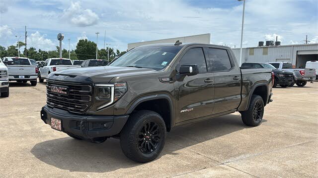 2023 GMC Sierra 1500 AT4X Crew Cab 4WD