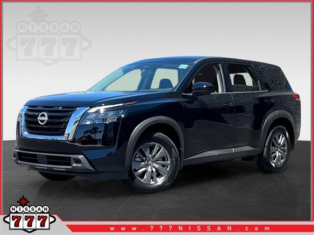 2025 Nissan Pathfinder S FWD