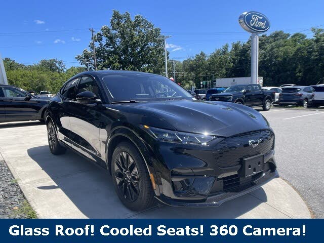 2025 Ford Mustang Mach-E Premium AWD