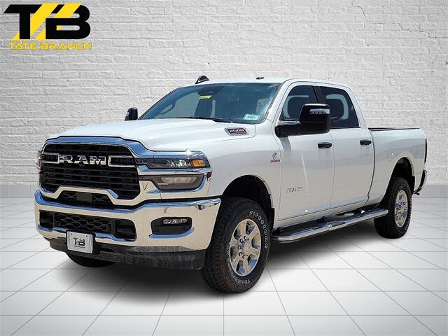 2025 RAM 2500 Big Horn Crew Cab 4WD