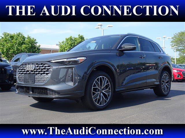 2025 Audi Q5 quattro Premium Plus 40 TFSI