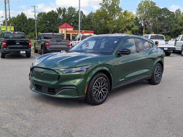 2025 Ford Mustang Mach-E Premium RWD