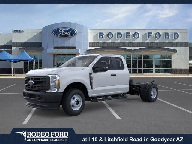 2025 Ford F-350 Super Duty Chassis XL SuperCab DRW 4WD