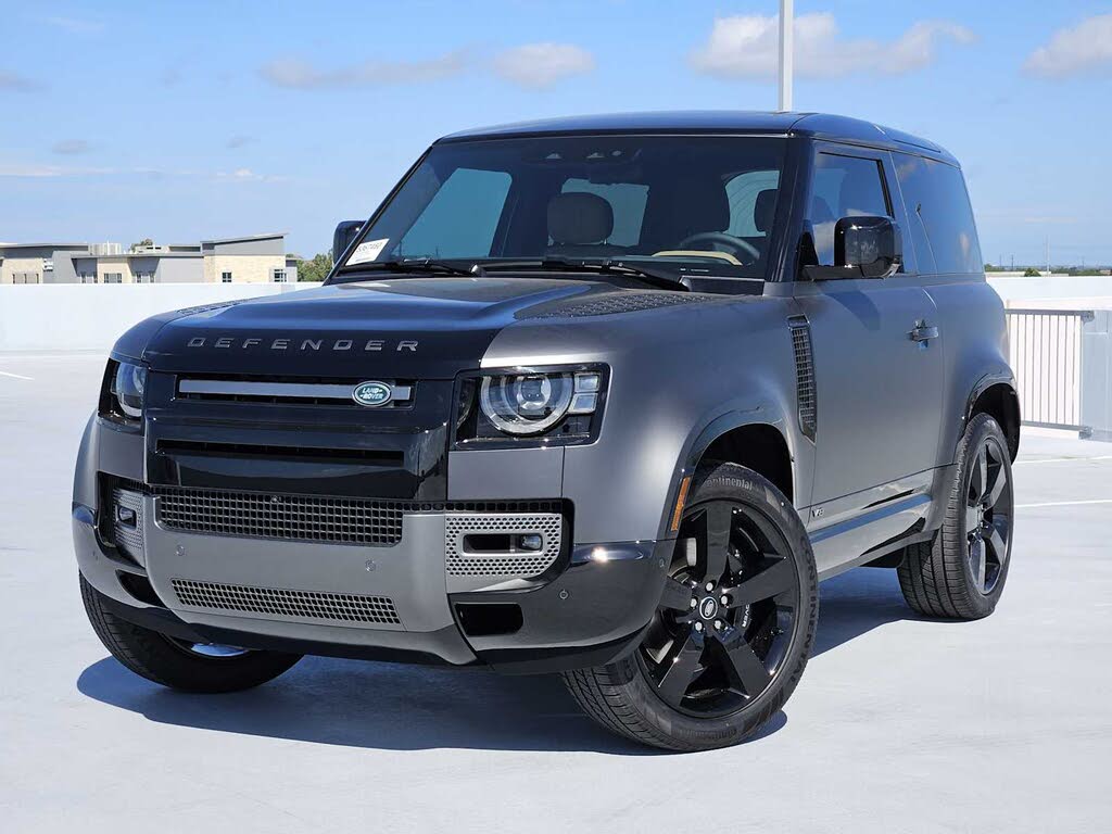 2025 Land Rover Defender 90 V8 AWD