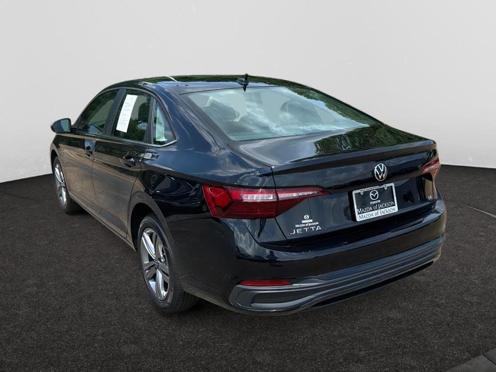 2024 Volkswagen Jetta SE FWD