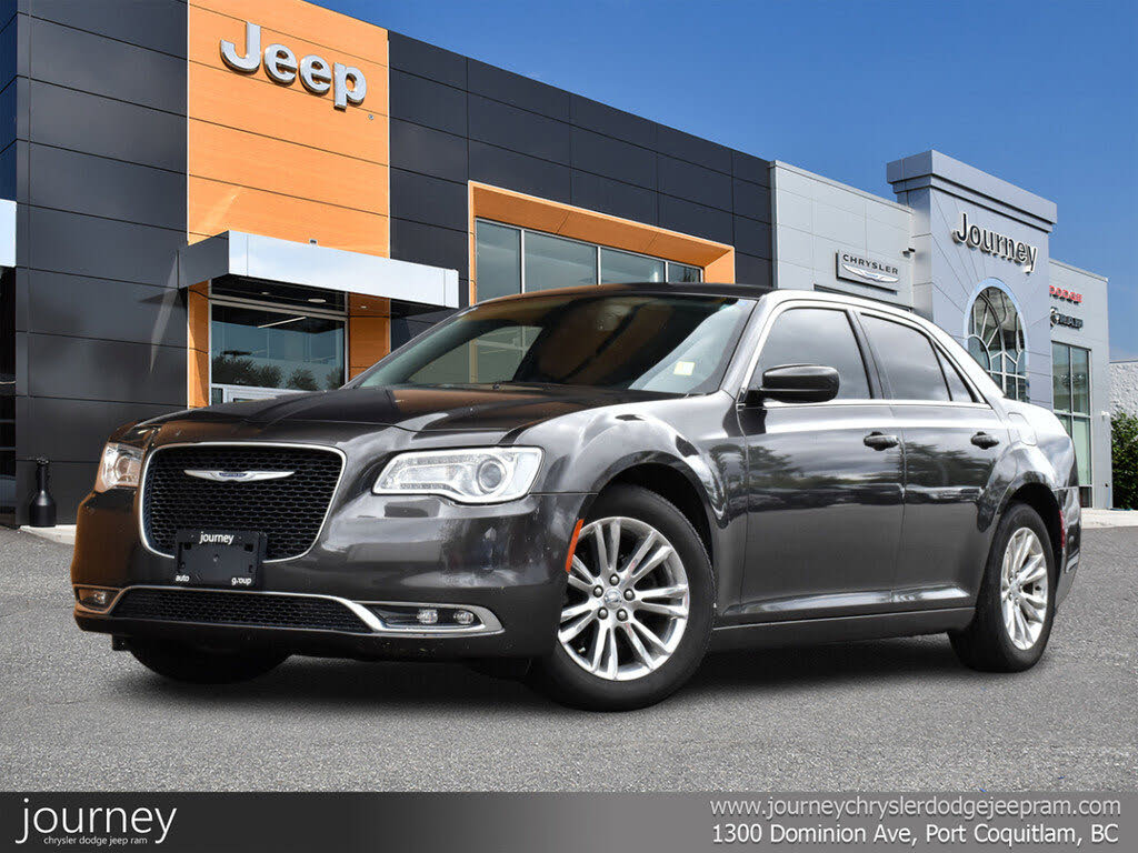 2020 Chrysler 300 Touring RWD