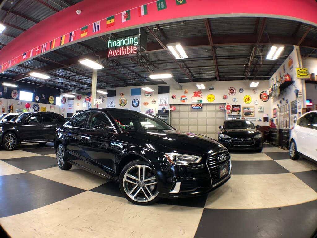 2018 Audi A3 2.0T quattro Progressiv Sedan AWD