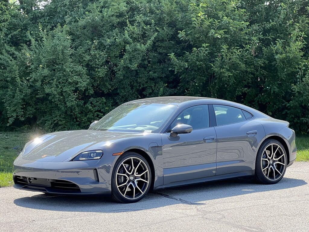 2025 Porsche Taycan 4 Sedan AWD