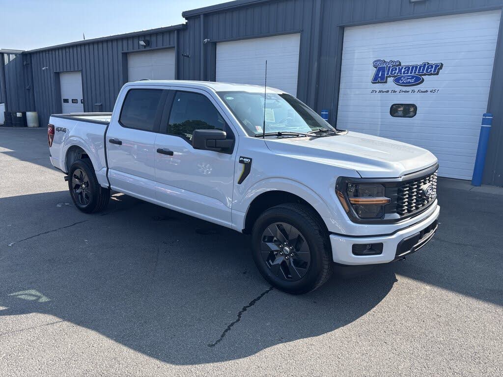 2025 Ford F-150 STX 4dr SuperCrew 4WD