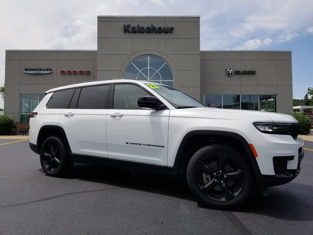 2022 Jeep Grand Cherokee L Altitude 4WD