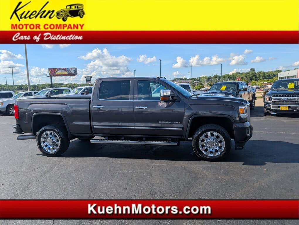 2016 GMC Sierra 2500HD Denali Crew Cab SB 4WD