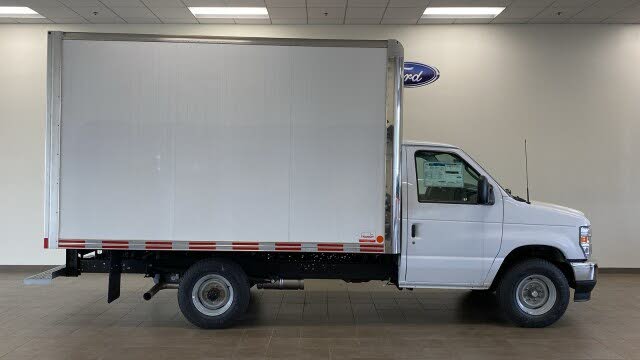 2024 Ford E-Series Chassis E-350 SD Cutaway SB RWD