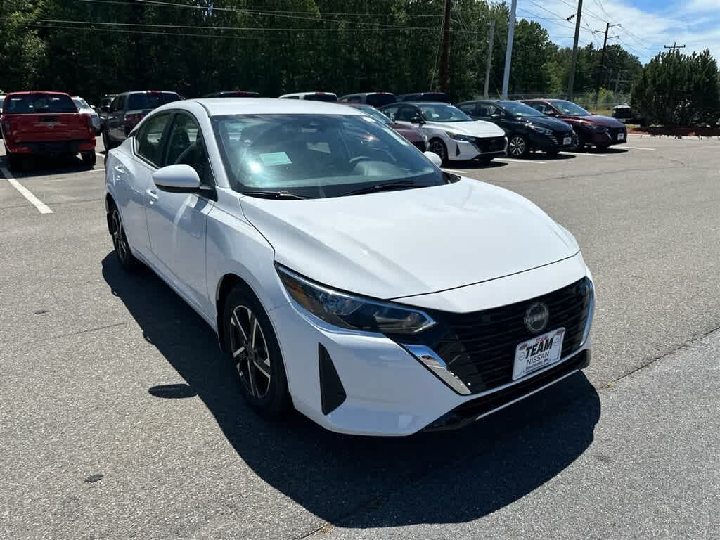 2025 Nissan Sentra SV FWD