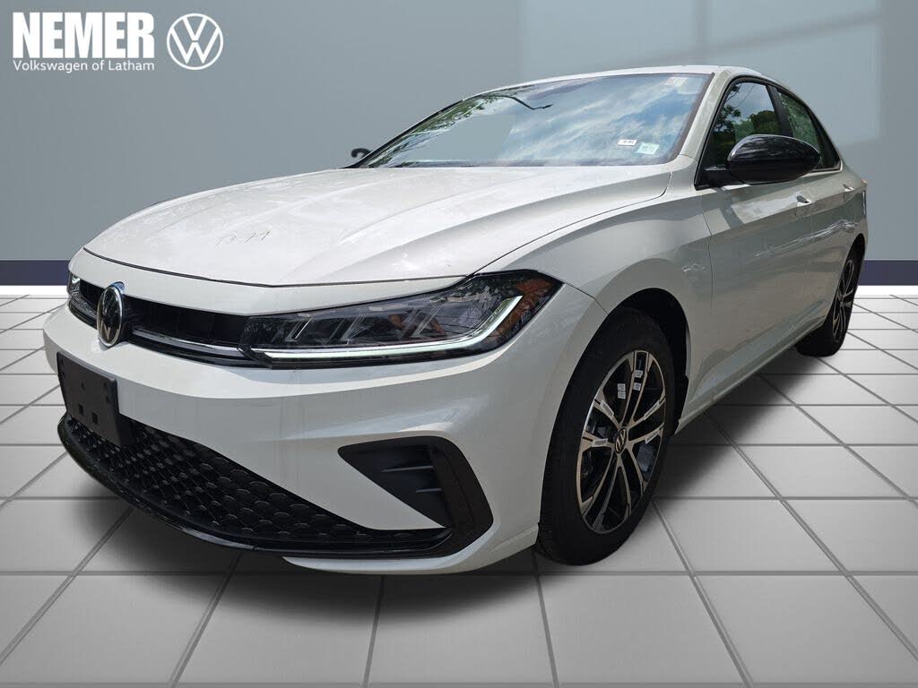 2025 Volkswagen Jetta Sport FWD
