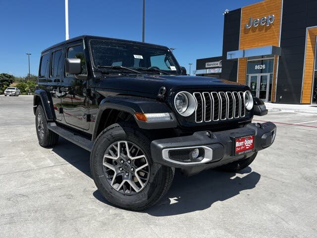 2025 Jeep Wrangler Sahara 4-Door 4WD
