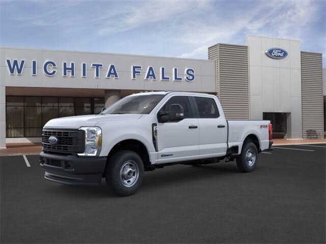 2025 Ford F-250 Super Duty XL Crew Cab 4WD