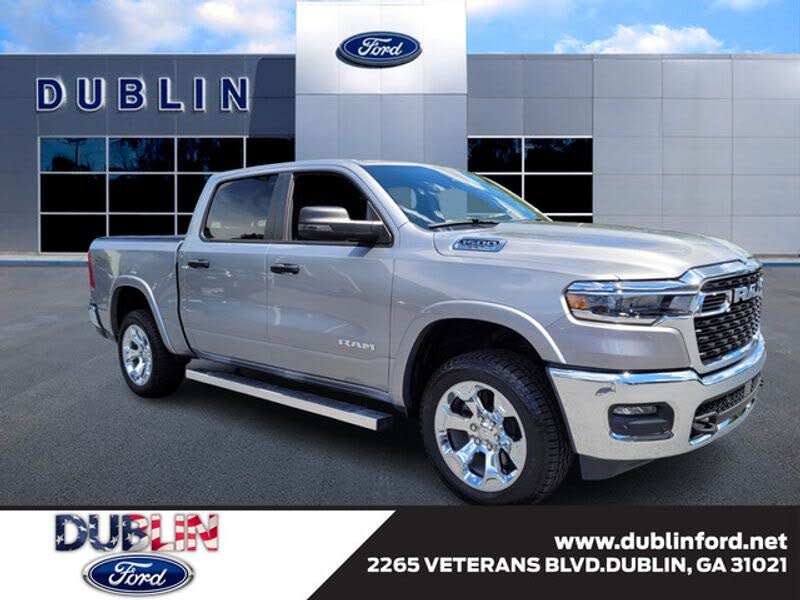 2025 RAM 1500 Big Horn Crew Cab 4WD