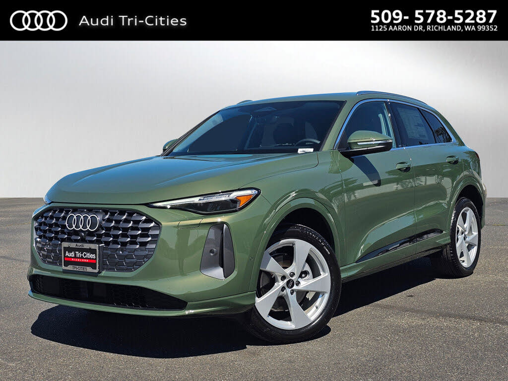 2025 Audi Q5 quattro Premium Plus 40 TFSI