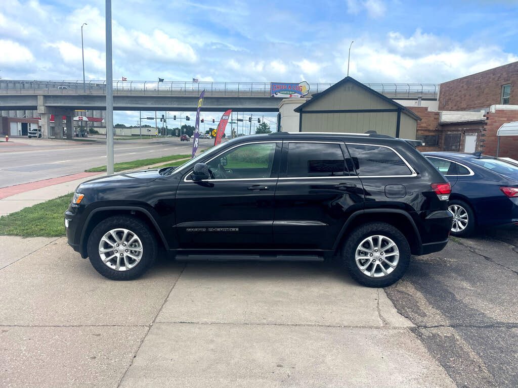 2021 Jeep Grand Cherokee Laredo X 4WD