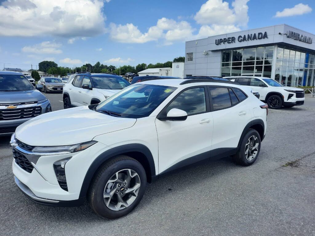 2025 Chevrolet Trax LT FWD