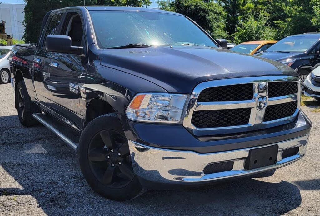 2016 RAM 1500 SLT Quad Cab 4WD
