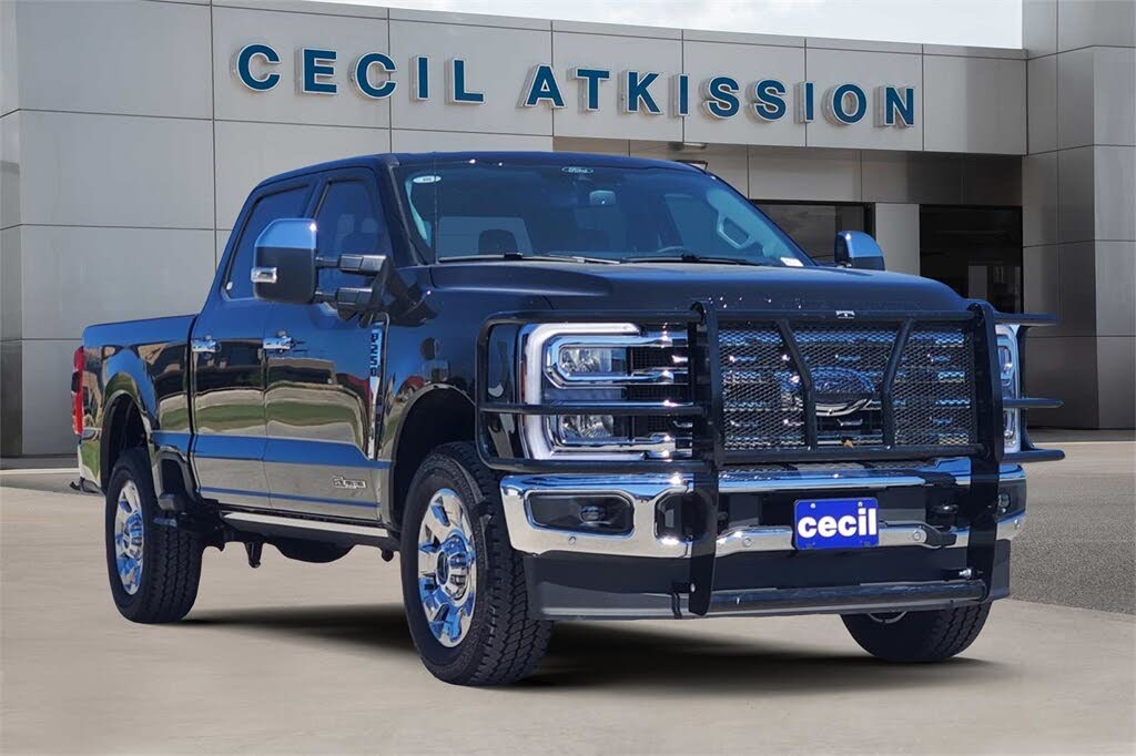 2025 Ford F-250 Super Duty Lariat Crew Cab 4WD
