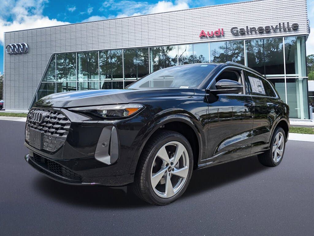2025 Audi Q5 quattro Premium Plus 40 TFSI