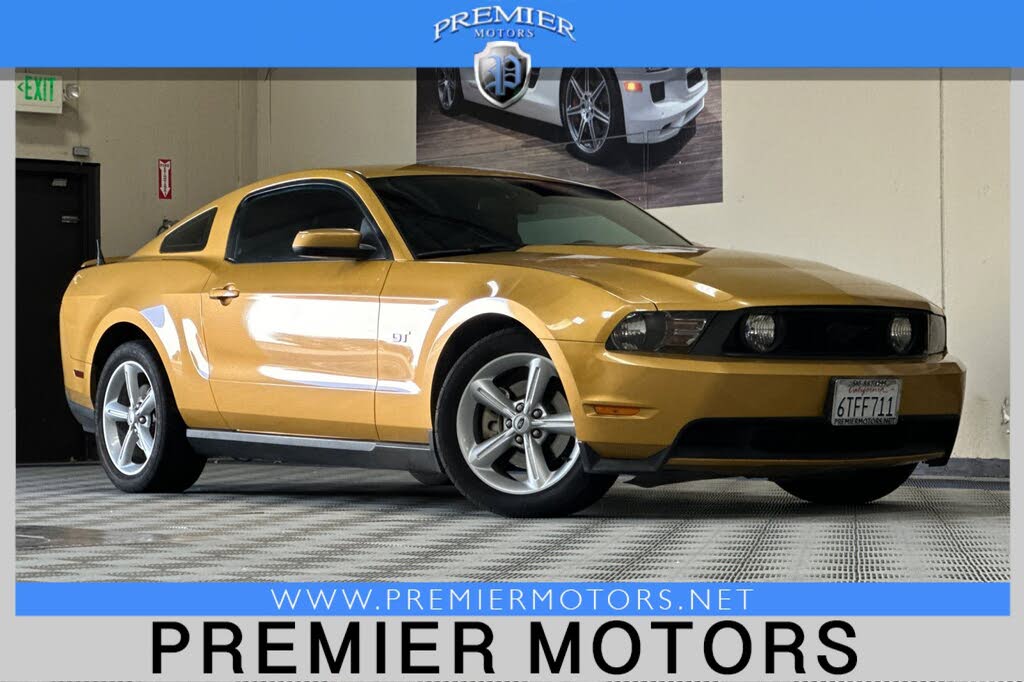 2010 Ford Mustang GT Premium Coupe RWD