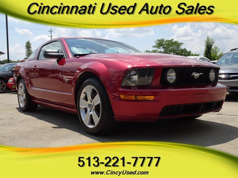 2006 Ford Mustang GT Deluxe Coupe RWD