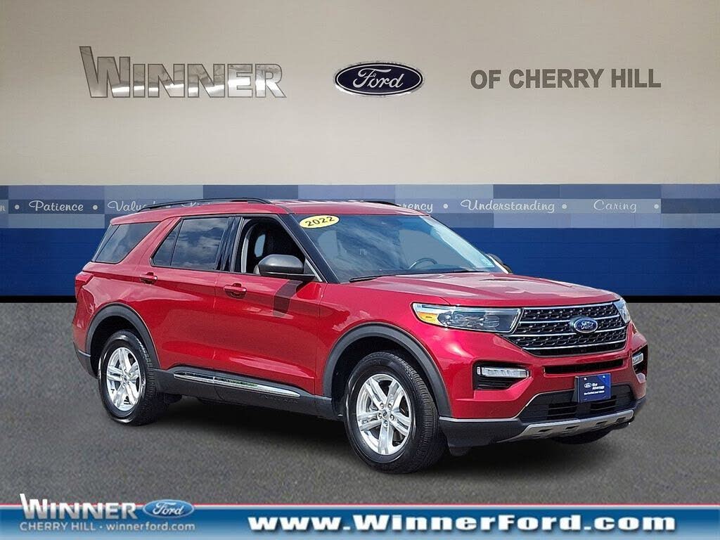 2022 Ford Explorer XLT AWD