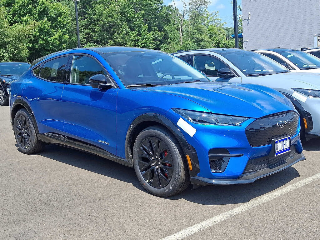 2025 Ford Mustang Mach-E Premium AWD