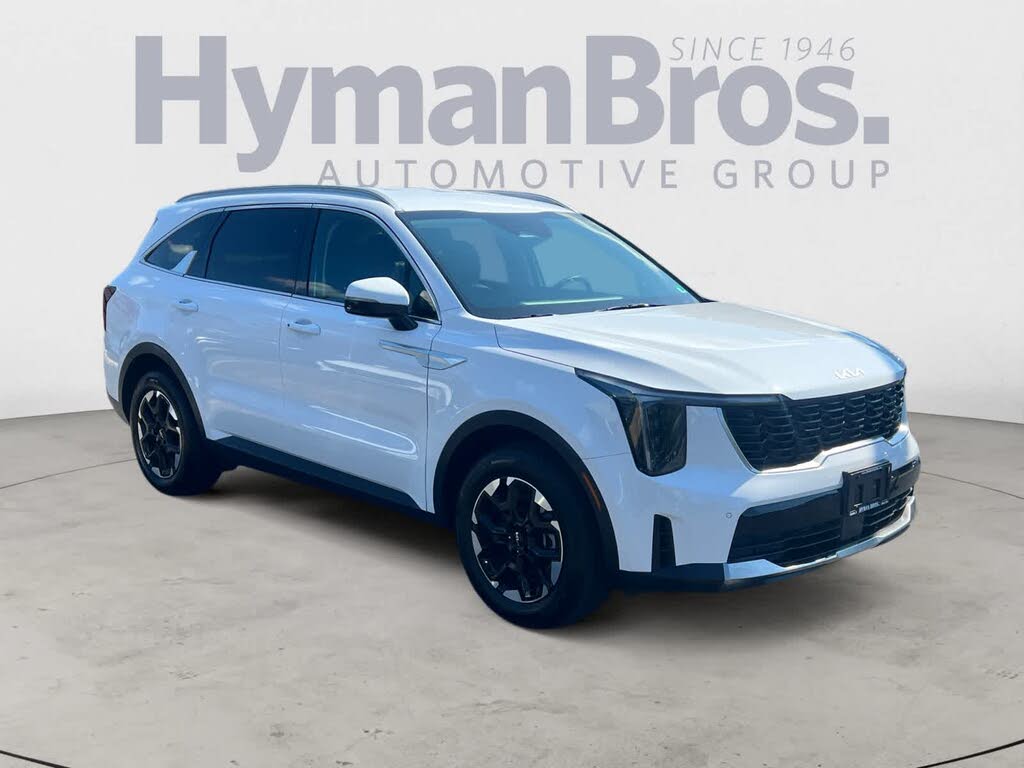 2025 Kia Sorento S FWD