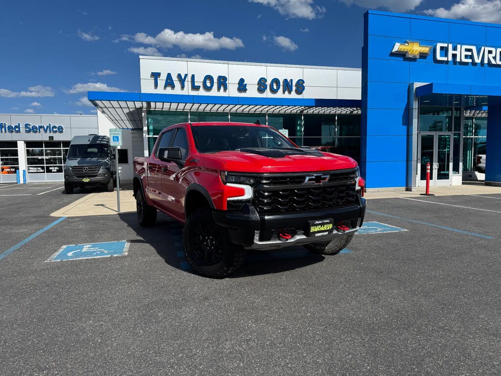 2023 Chevrolet Silverado 1500 ZR2 Crew Cab 4WD