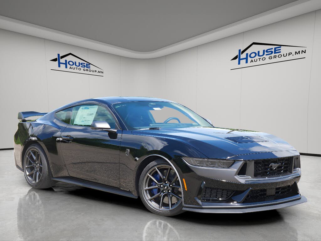 2025 Ford Mustang Dark Horse Fastback RWD