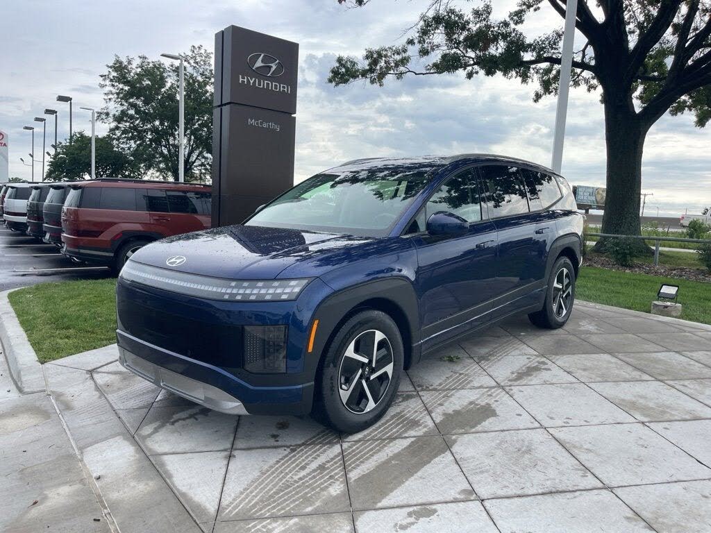2026 Hyundai Ioniq 9 SE AWD