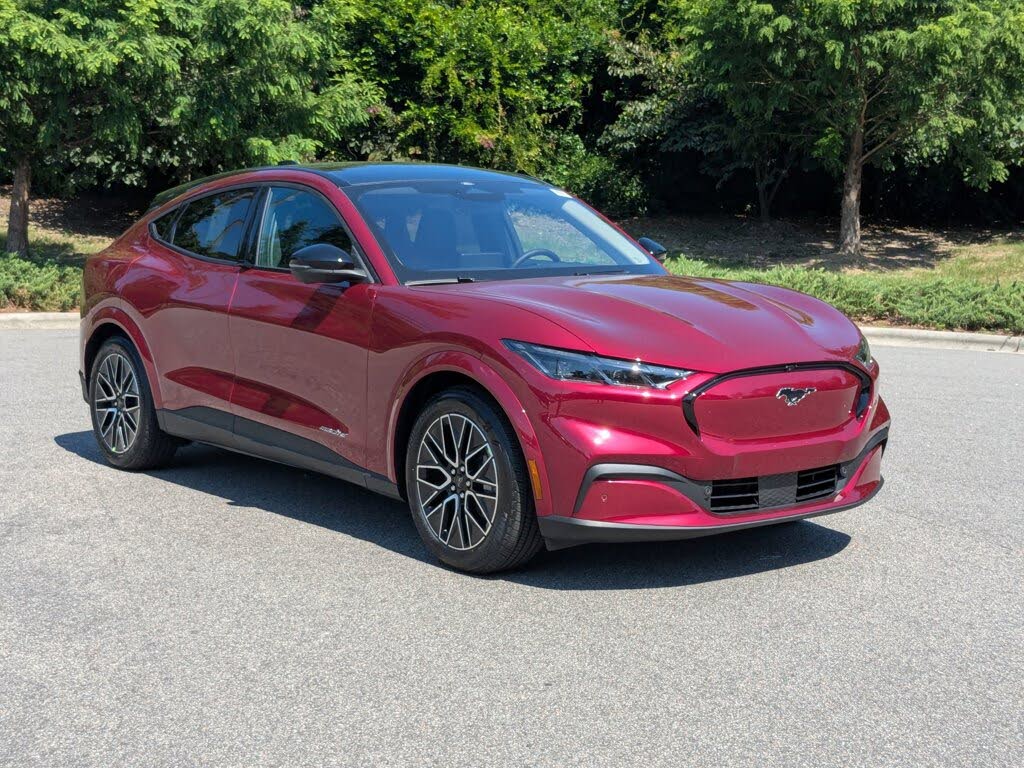 2025 Ford Mustang Mach-E Premium RWD