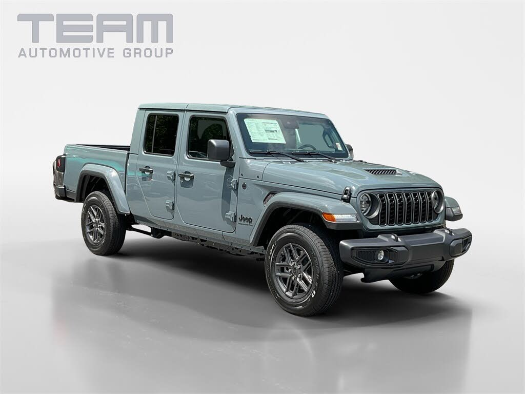 2025 Jeep Gladiator Sport S Crew Cab 4WD