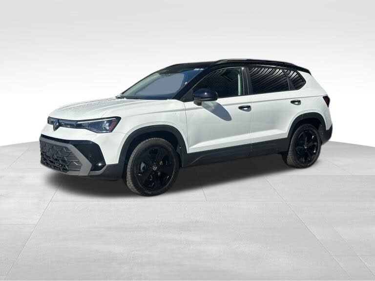 2025 Volkswagen Taos SE Black 4Motion