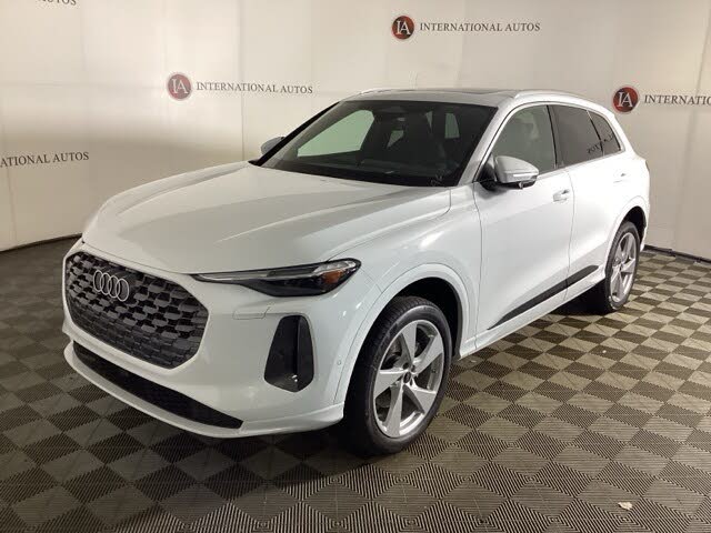 2025 Audi Q5 quattro Premium Plus 40 TFSI