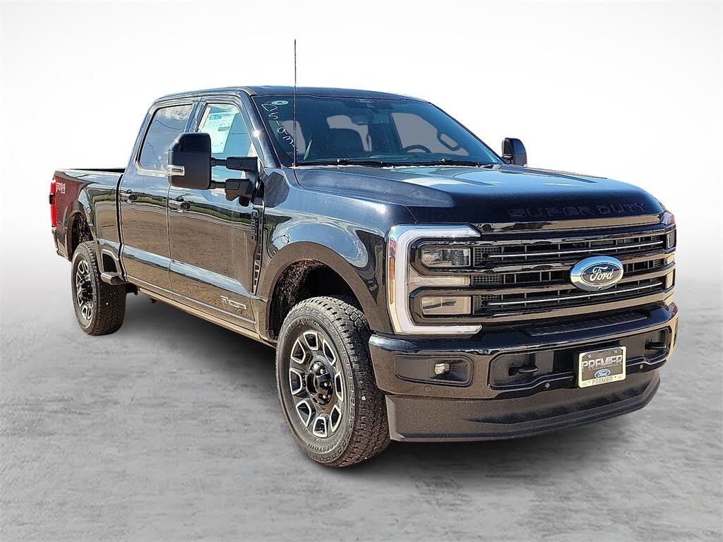 2025 Ford F-250 Super Duty Platinum Crew Cab 4WD