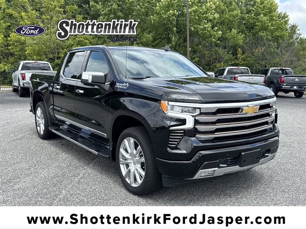 2022 Chevrolet Silverado 1500 High Country Crew Cab 4WD