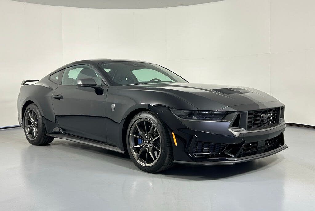 2025 Ford Mustang Dark Horse Fastback RWD