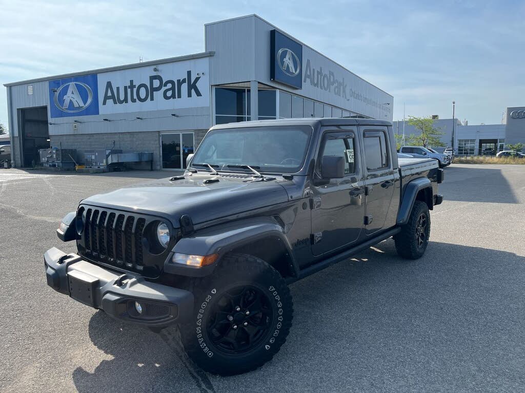 2021 Jeep Gladiator Willys Crew Cab 4WD