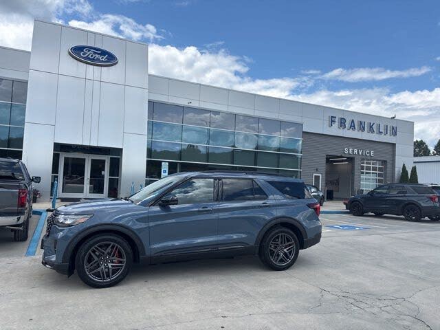 2025 Ford Explorer ST AWD