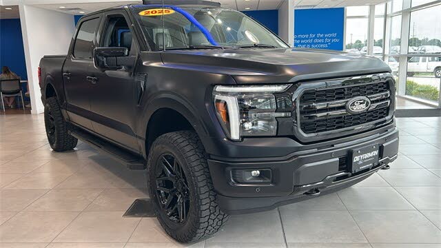 2025 Ford F-150 Lariat SuperCrew 4WD