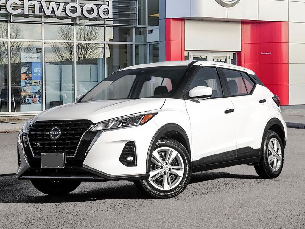 2025 Nissan Kicks Play S FWD