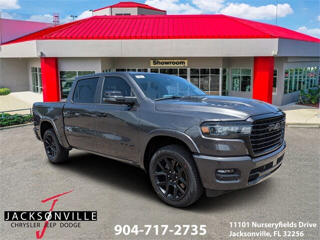 2026 RAM 1500 Laramie Crew Cab 4WD