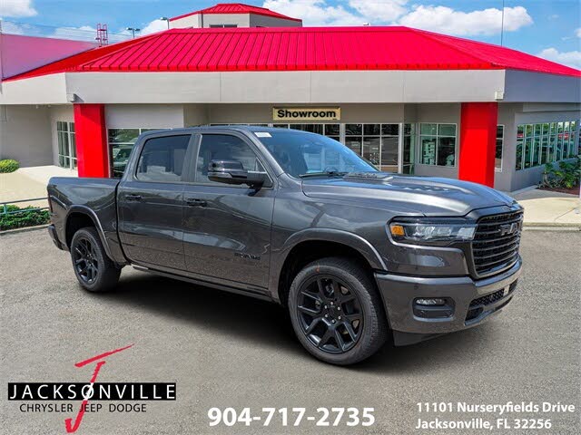 2026 RAM 1500 Laramie Crew Cab 4WD